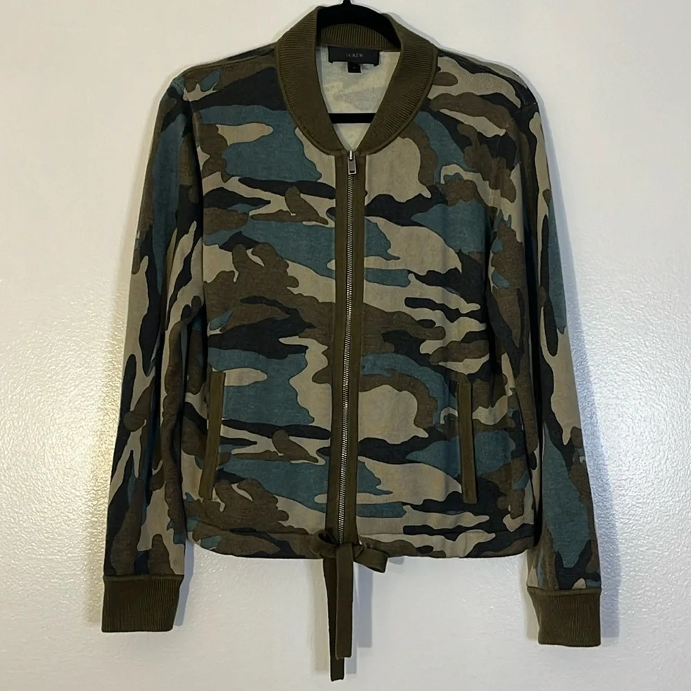 J Crew | Camo zip up wool blend cardigan sweater Women’s size M green drawstring